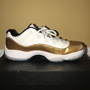 Air Jordan 11 Retro Low